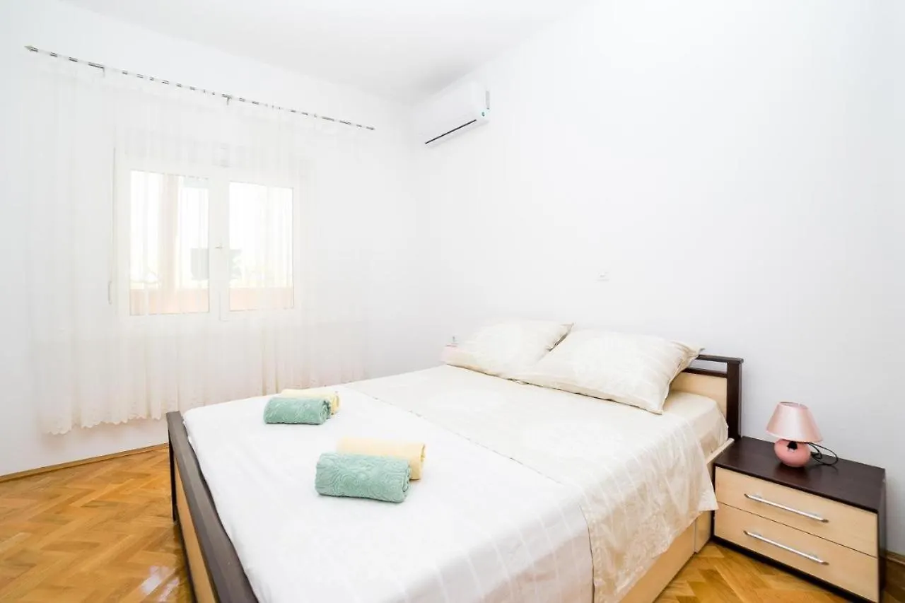 Apartman Cvita Apartment Seline
