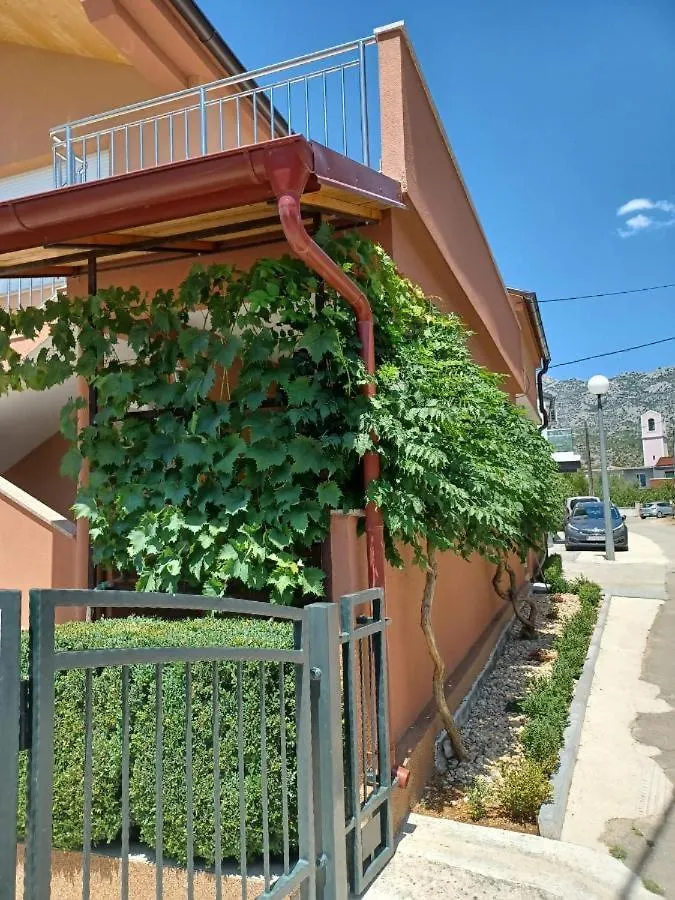 Apartman Cvita Apartment Seline Croatia